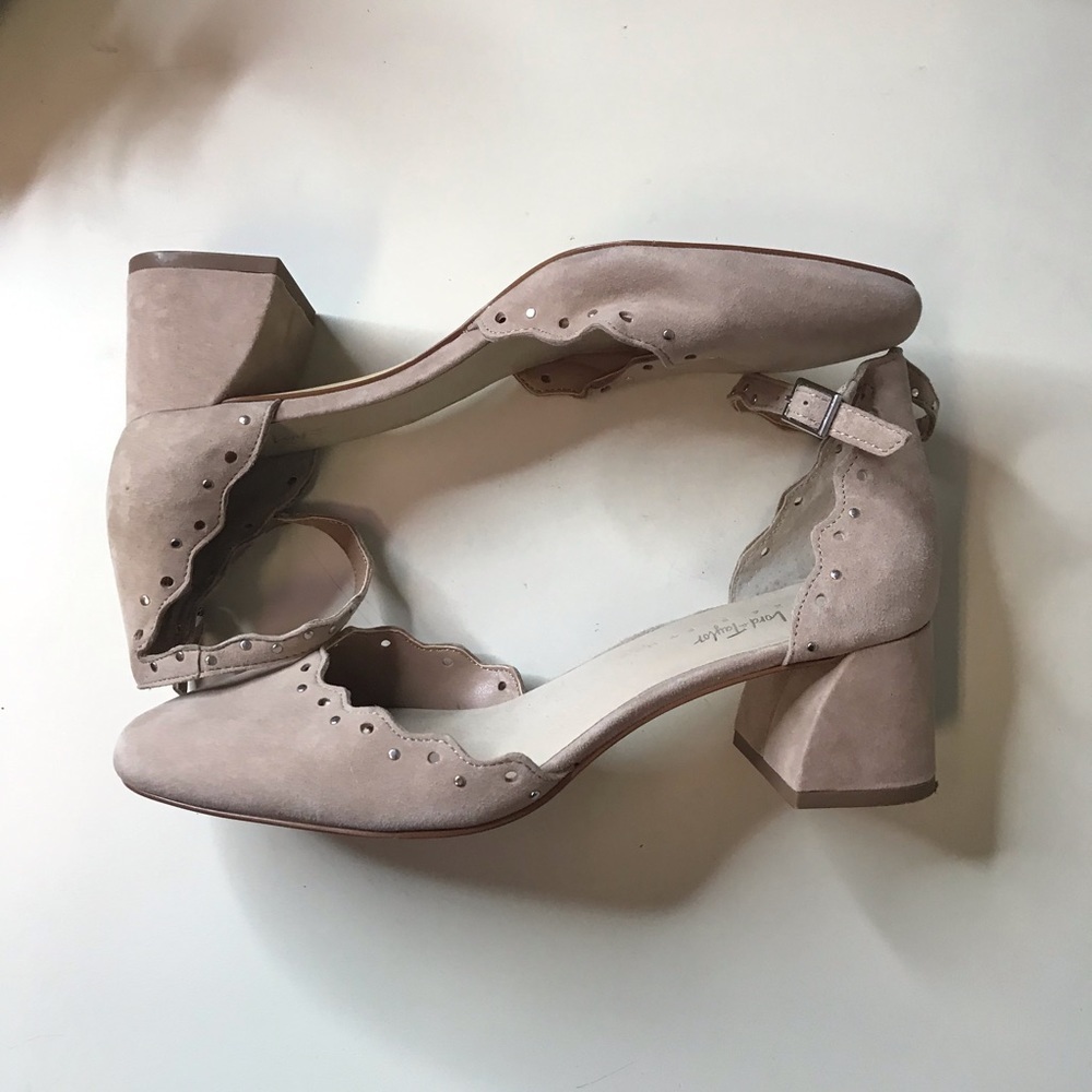 Lord + Taylor Tan Wedges 7.5